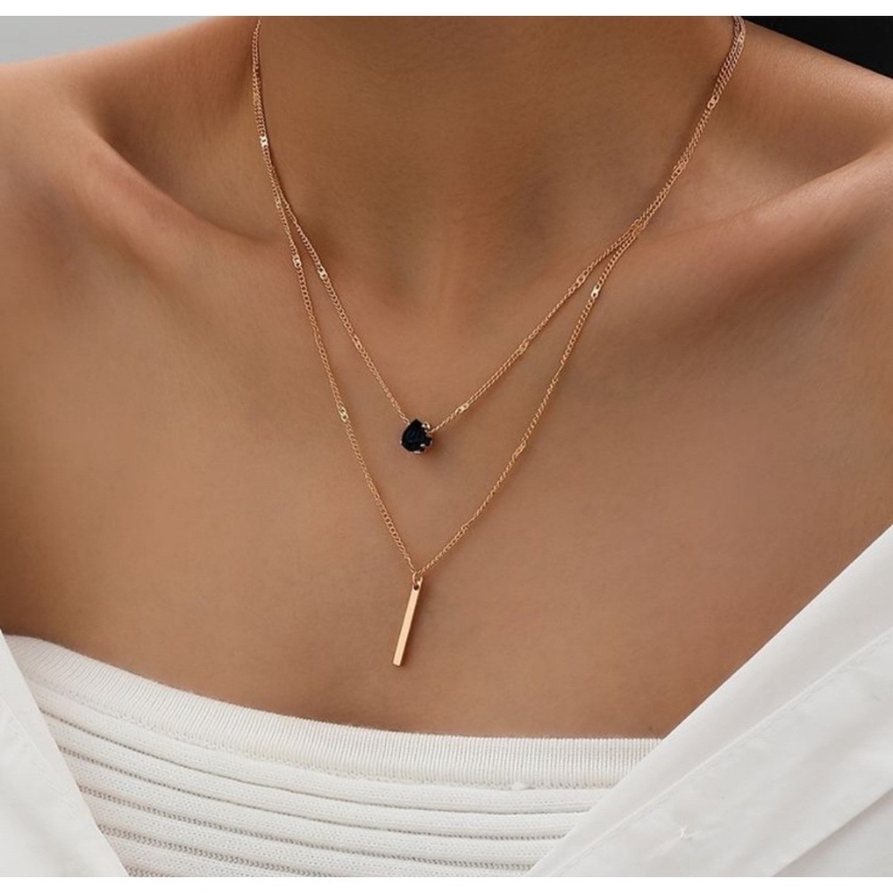 Layered Gold & Teardrop Pendant Necklace Women's Elegant Fashion Jewelry - Picture 3 of 4